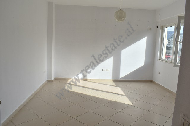 One bedroom apartment for rent in Hamdi Sina street in Tirana, Albania.
The apartment is positioned